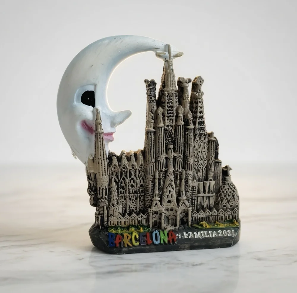Barcelona Sagrada Familia 2021 Resin Moon Face Candle Holder Souvenir 3.2